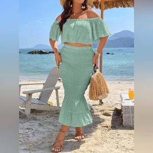 NWT Shein Plus Size Top and Skirt Set